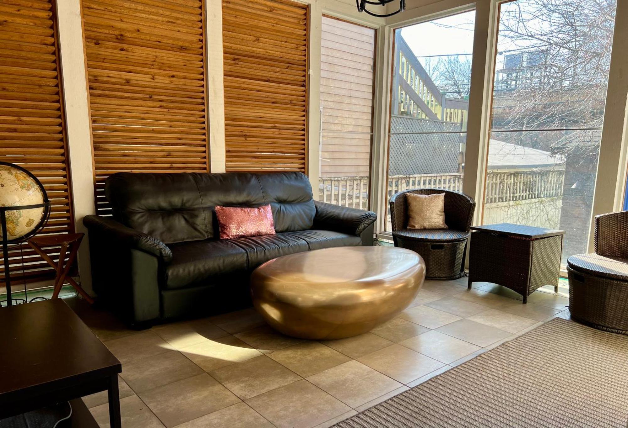 שיקגו 3 Bedroom Spacious Home In Ideal Location W Free Parking Back Yard Pets Welcome מראה חיצוני תמונה