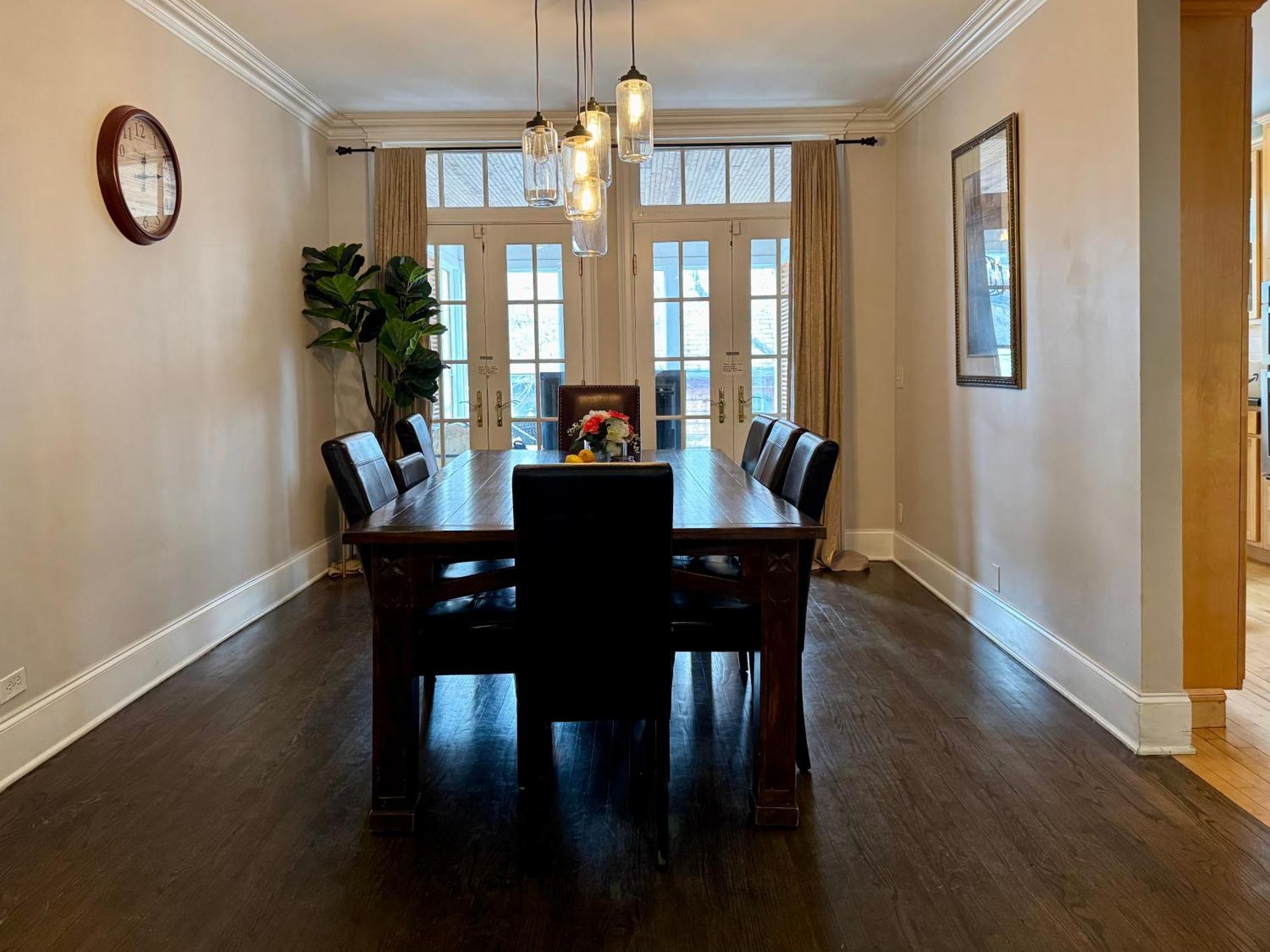 שיקגו 3 Bedroom Spacious Home In Ideal Location W Free Parking Back Yard Pets Welcome מראה חיצוני תמונה