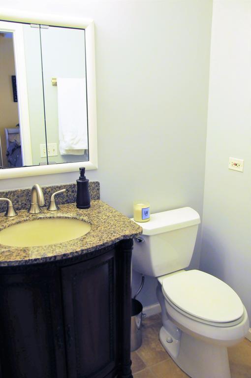 שיקגו 3 Bedroom Spacious Home In Ideal Location W Free Parking Back Yard Pets Welcome מראה חיצוני תמונה